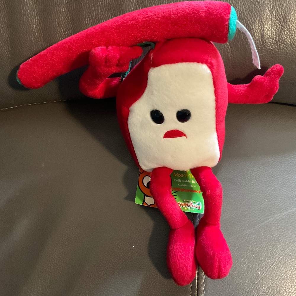 Rudolph Misfits Jelly Squirt Gun beanie plush, with tag